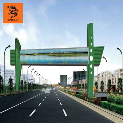 structures for gantry spanning advertising billboard